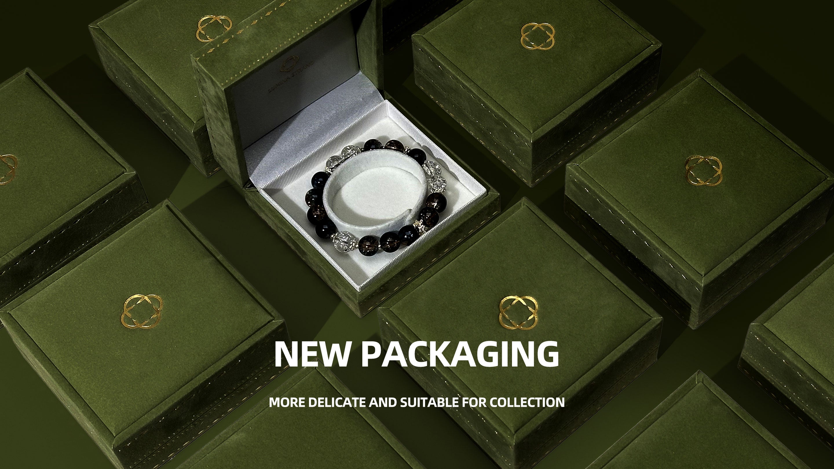 green velvet hot stamping gift box packaging for Lumina Strand bracelet